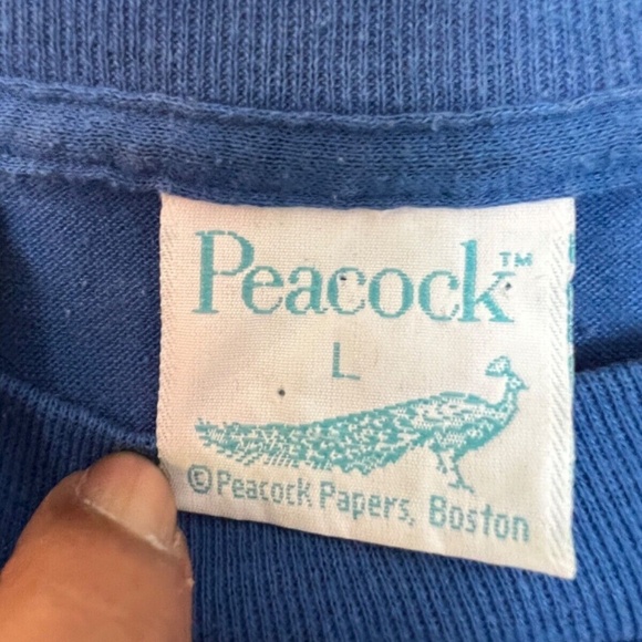 AGED TO PERFECTION Vintage T Shirt Hanes Beefy M Made USA Blue Peacock Papers - Picture 6 of 8